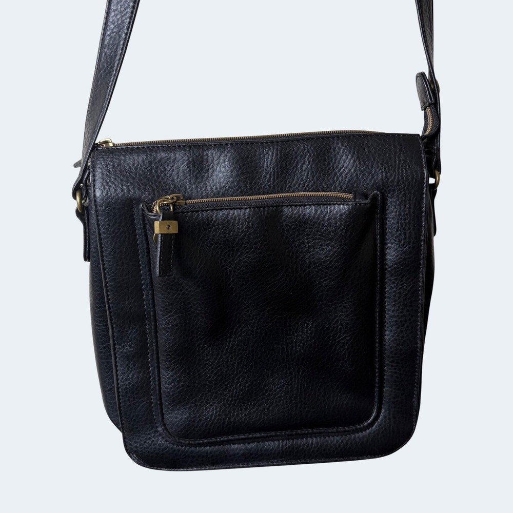 Madison Studio Black Pebbled Crossbody Messenger Bag OS Dark Academia
